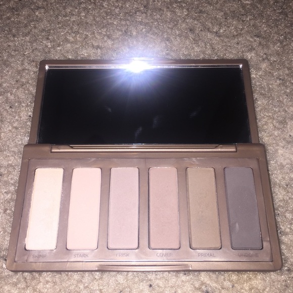 Urban Decay Other - Urban Decay Naked 2 Basics Palette